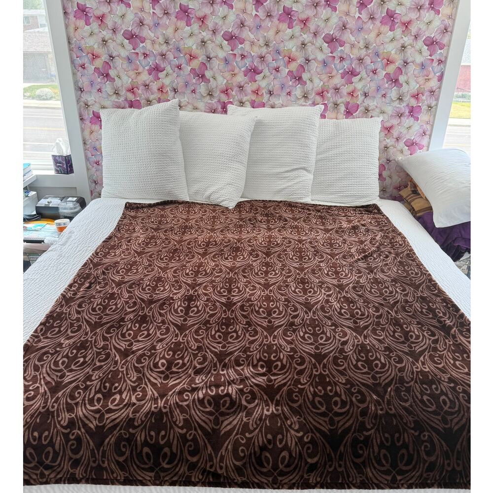Life Comfort Paisley Throw Blanket Brown Plush Soft Fleece 60x74 Home Decor